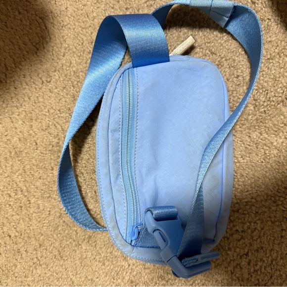 Lululemon Blue Crossbody Bag - Picture 3 of 4